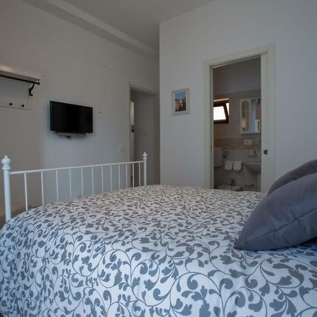 Casa Madonna Delle Grazie Apartment Модика Екстериор снимка