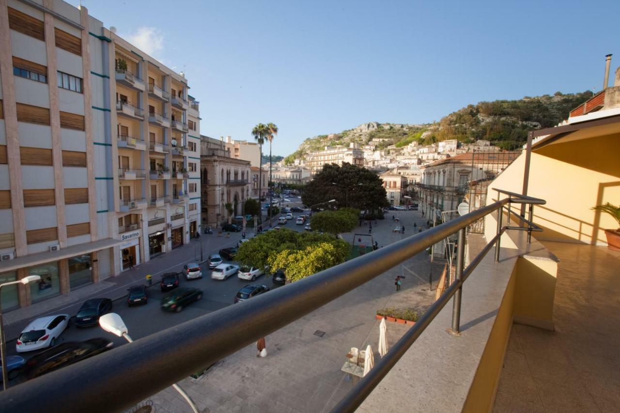 Casa Madonna Delle Grazie Apartment Модика Екстериор снимка