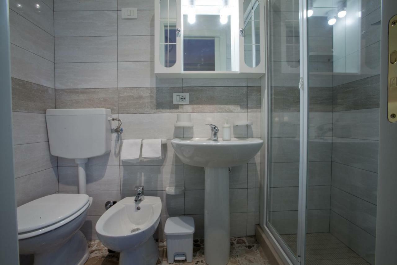 Casa Madonna Delle Grazie Apartment Модика Екстериор снимка